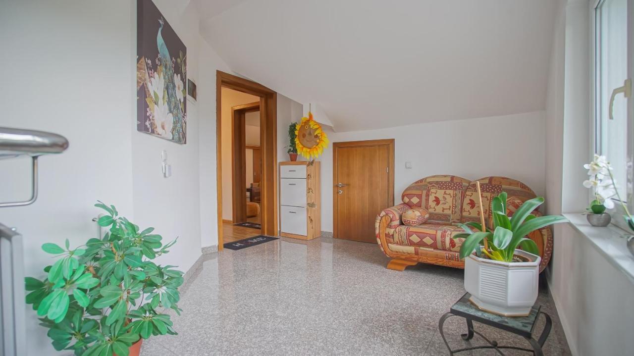 Vilux With Indoor Private Parking Apartamento Braşov Exterior foto