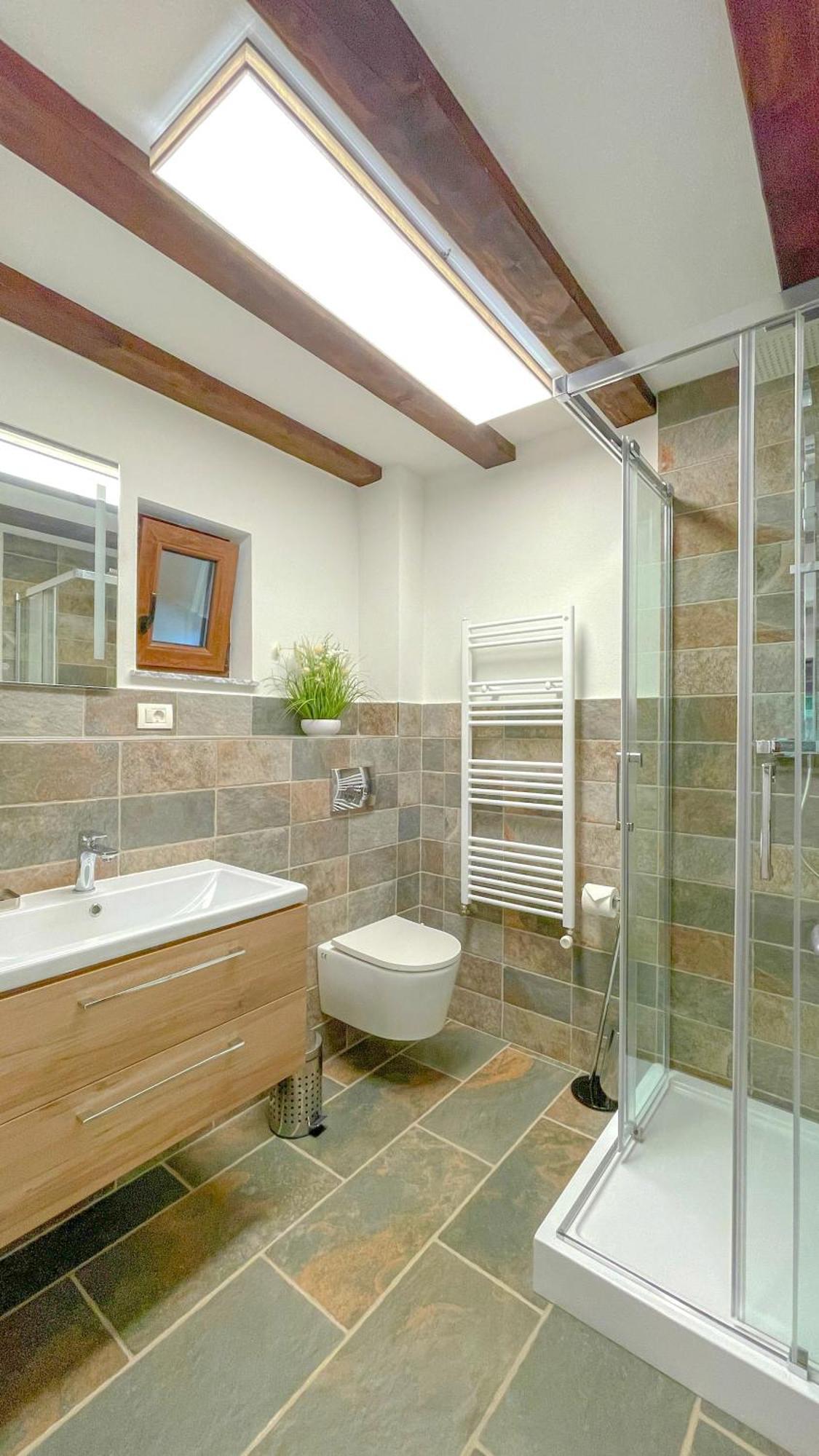 Vilux With Indoor Private Parking Apartamento Braşov Exterior foto